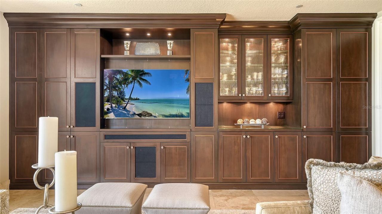 464 Golden Gate Point, Unit 702, Sarasota, FL 34236 Photo