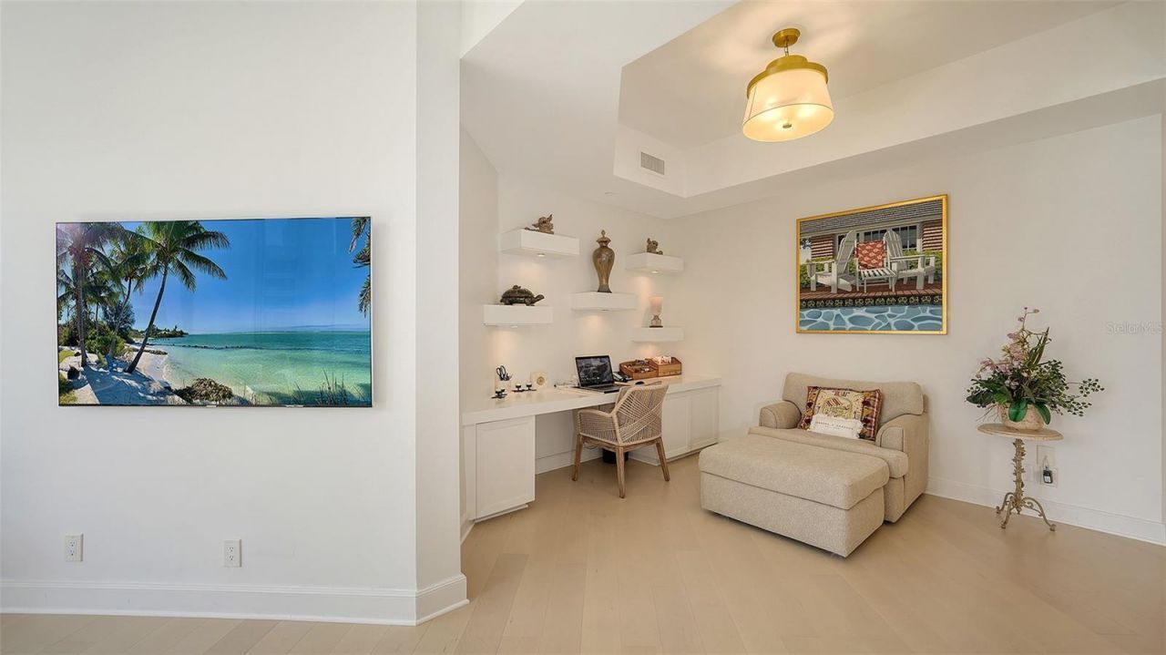 1241 Gulf Of Mexico Drive, Unit 803, Longboat Key, FL 34228 Photo