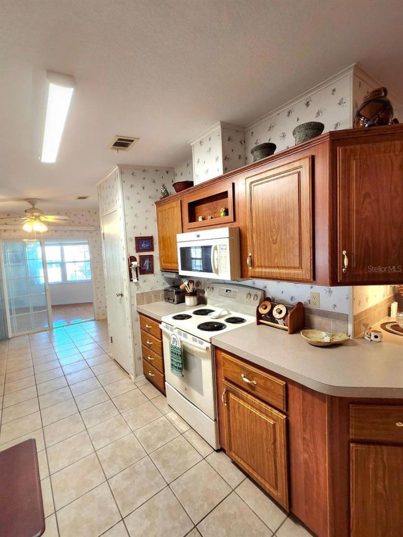 1706 Iowa Avenue, Bradenton, FL 34207 Photo