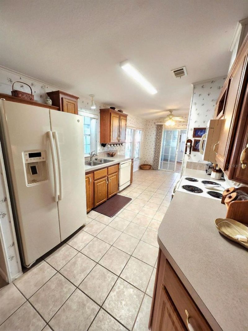 1706 Iowa Avenue, Bradenton, FL 34207 Photo