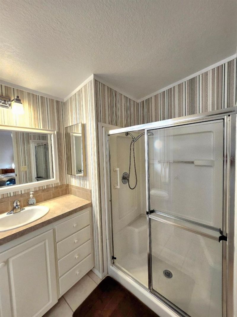 1706 Iowa Avenue, Bradenton, FL 34207 Photo