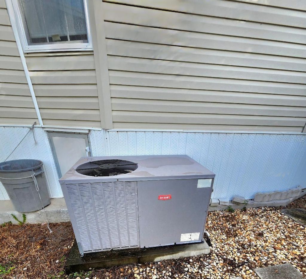 1706 Iowa Avenue, Bradenton, FL 34207 Photo