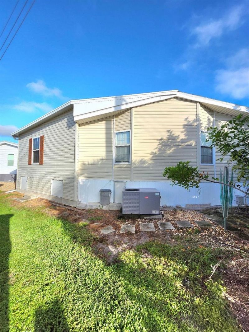 1706 Iowa Avenue, Bradenton, FL 34207 Photo