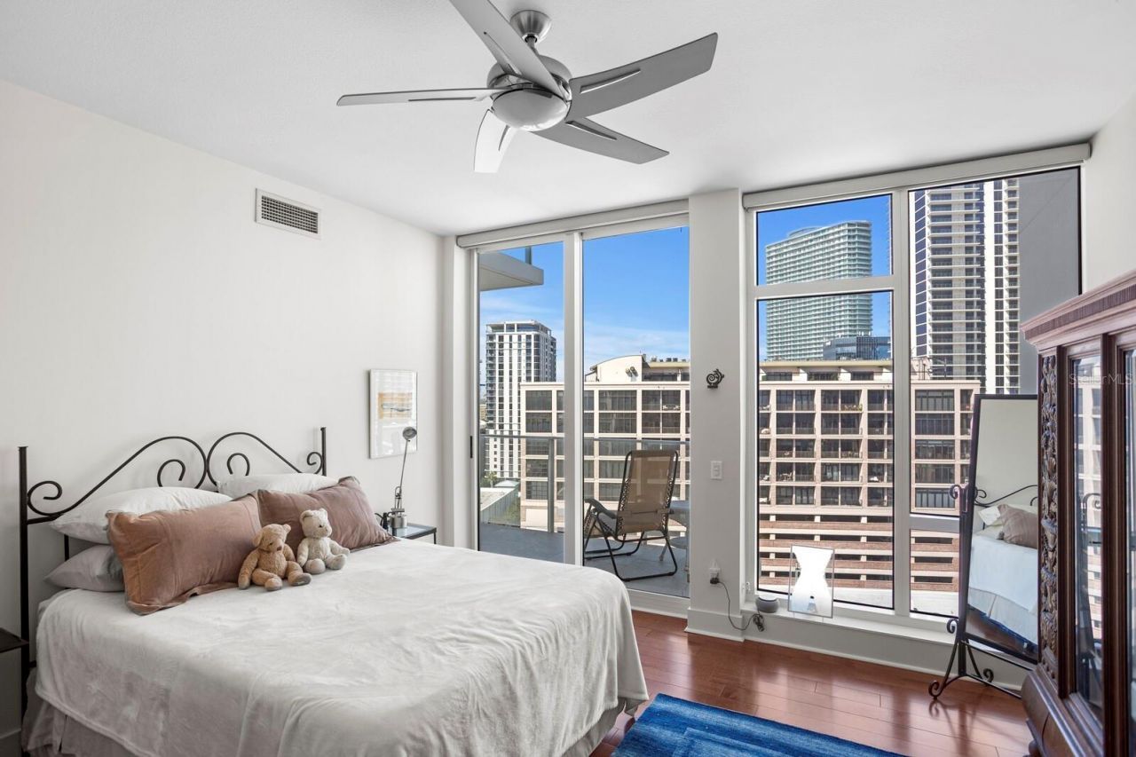 175 1st Street S, Unit 1603, Saint Petersburg, FL 33701 Photo