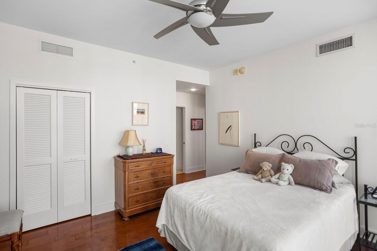 175 1st Street S, Unit 1603, Saint Petersburg, FL 33701 Photo