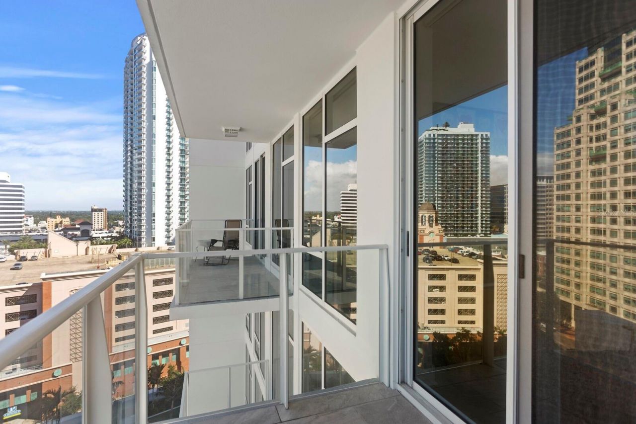 175 1st Street S, Unit 1603, Saint Petersburg, FL 33701 Photo