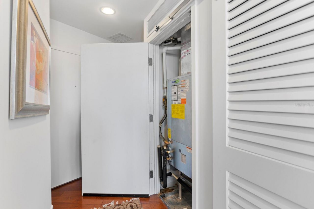 175 1st Street S, Unit 1603, Saint Petersburg, FL 33701 Photo