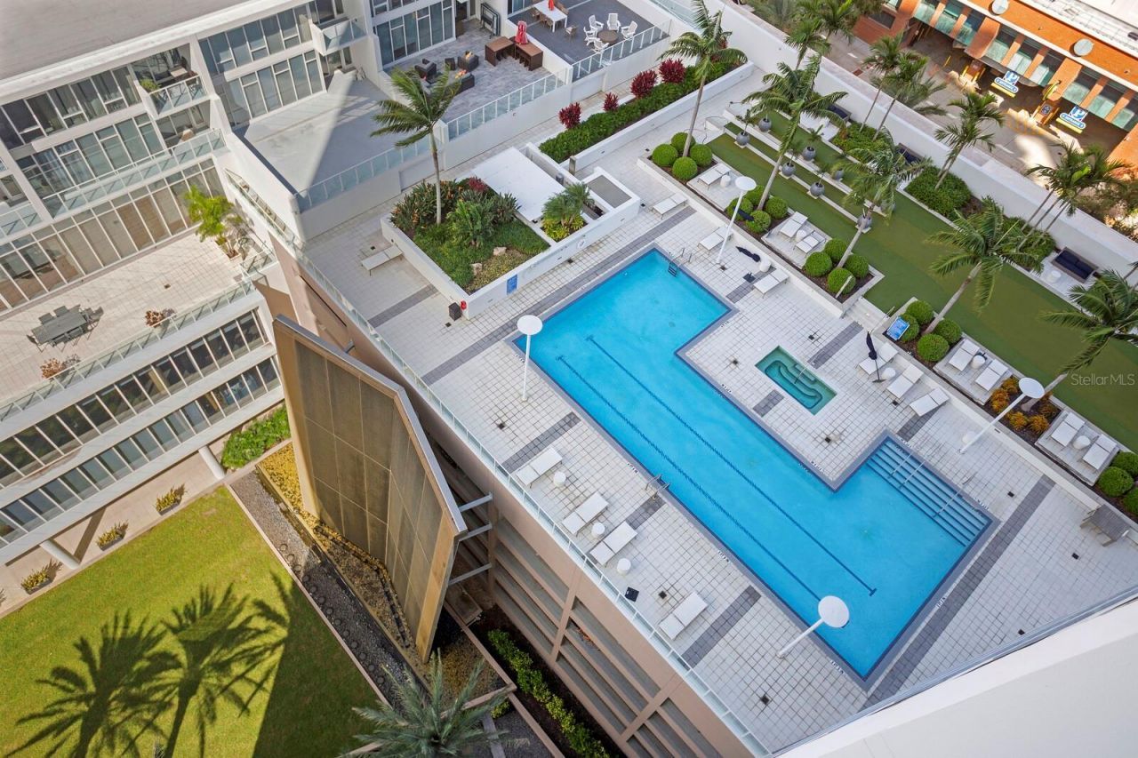 175 1st Street S, Unit 1603, Saint Petersburg, FL 33701 Photo