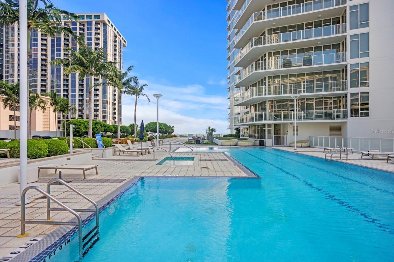 175 1st Street S, Unit 1603, Saint Petersburg, FL 33701 Photo