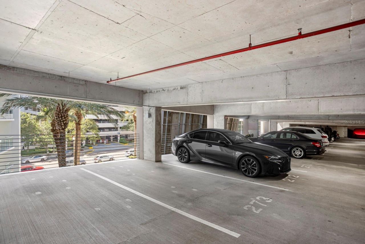 175 1st Street S, Unit 1603, Saint Petersburg, FL 33701 Photo