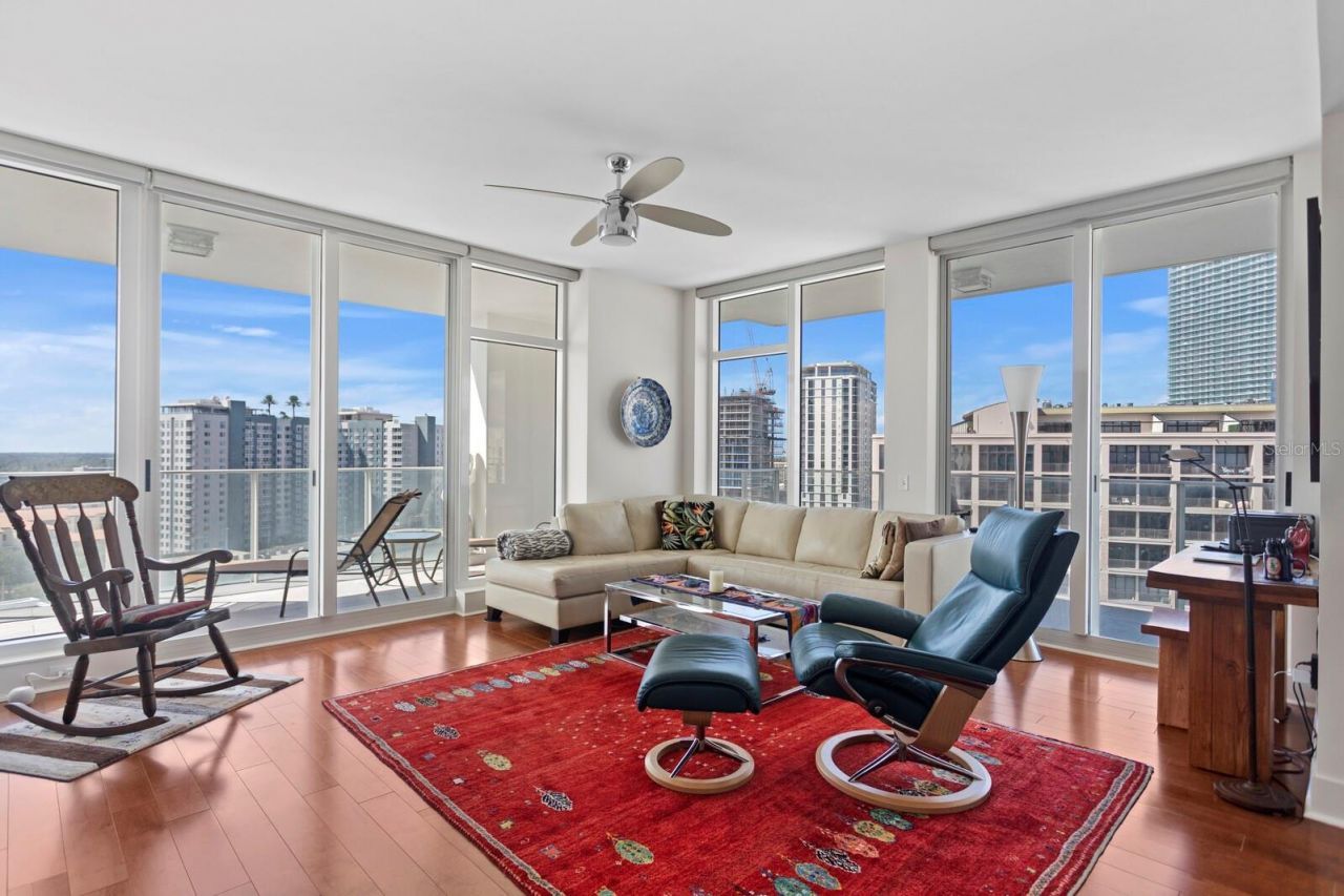 175 1st Street S, Unit 1603, Saint Petersburg, FL 33701 Photo