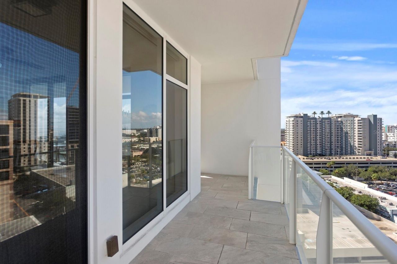 175 1st Street S, Unit 1603, Saint Petersburg, FL 33701 Photo