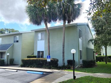 585 FAIRWAYS CIRCLE, Unit A, OCALA, FL 34472