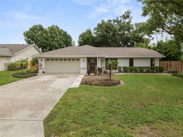 7411 FLORAL CIRCLE E, LAKELAND, FL 33810