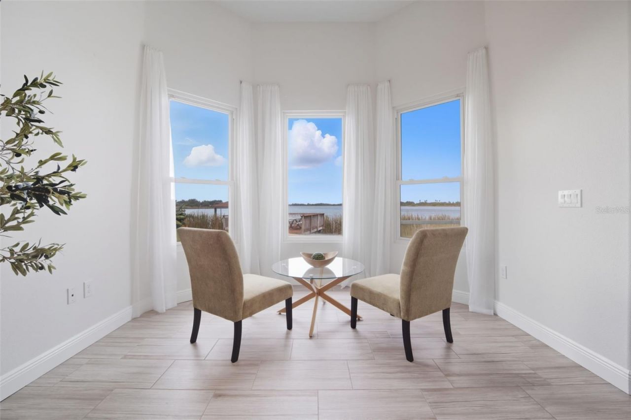 3215 Gulf City Road, Ruskin, FL 33570 Photo