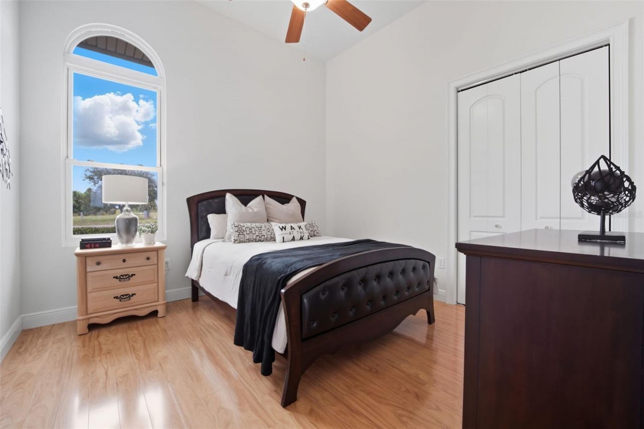 3215 Gulf City Road, Ruskin, FL 33570 Photo