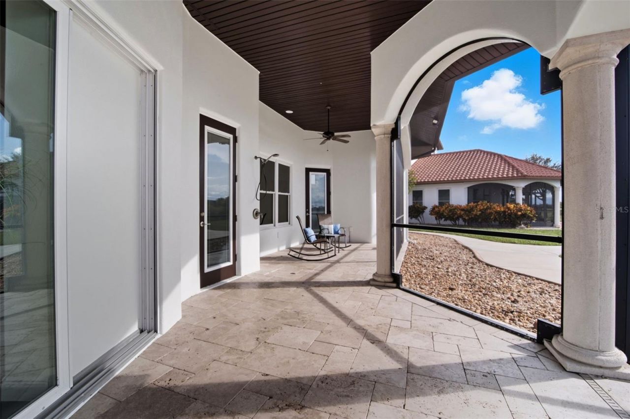 3215 Gulf City Road, Ruskin, FL 33570 Photo