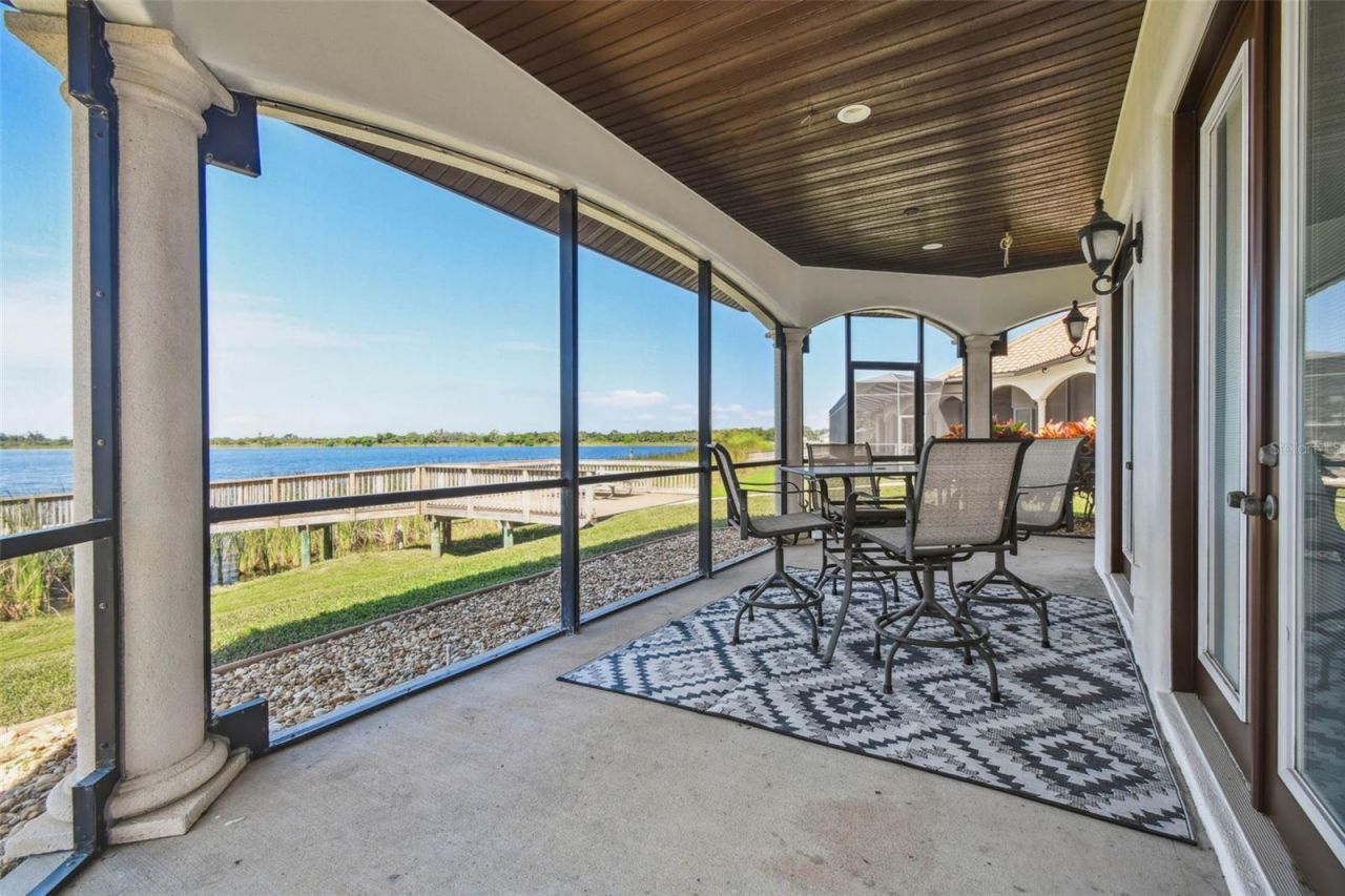 3215 Gulf City Road, Ruskin, FL 33570 Photo