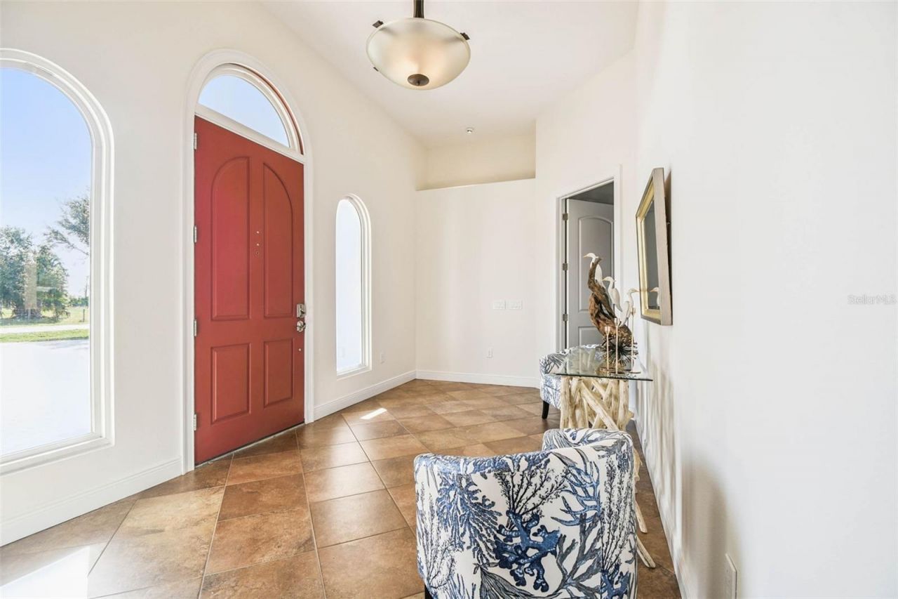 3215 Gulf City Road, Ruskin, FL 33570 Photo