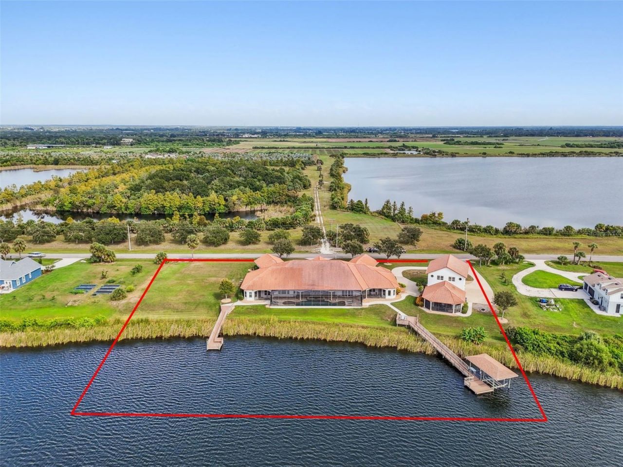 3215 Gulf City Road, Ruskin, FL 33570 Photo