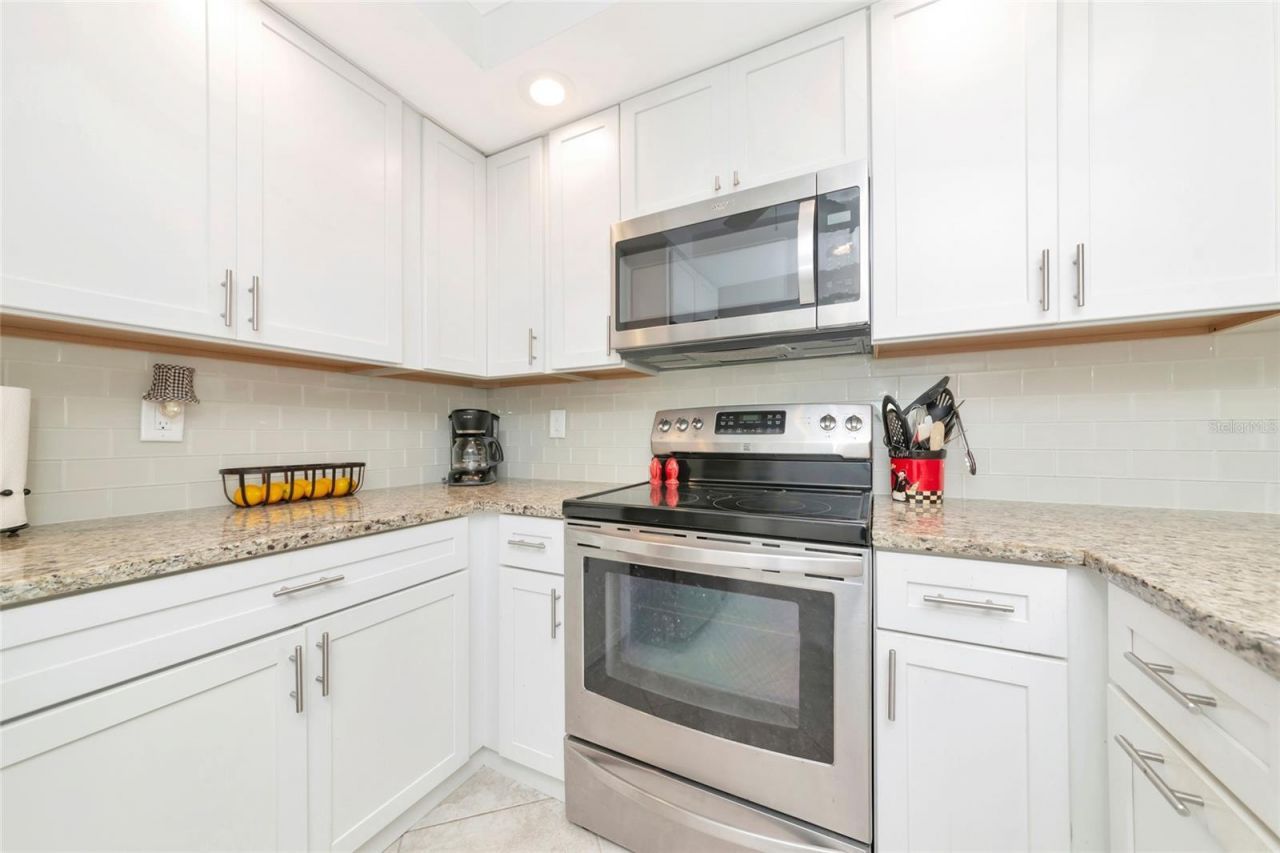 1145 Edgewater Circle, Unit 1145, Bradenton, FL 34209 Photo