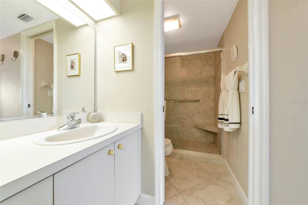 1145 Edgewater Circle, Unit 1145, Bradenton, FL 34209 Photo