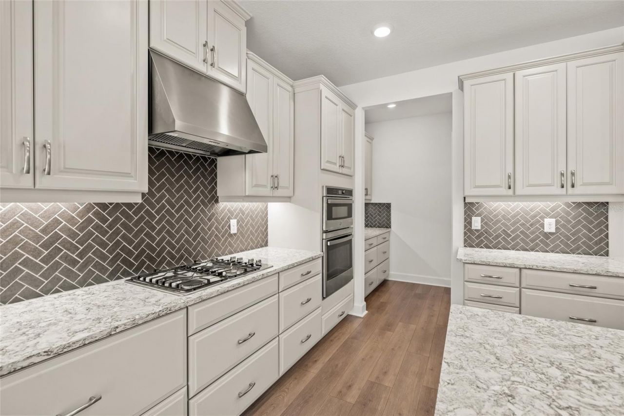 16308 Mount Holly Drive, Bradenton, FL 34211 Photo