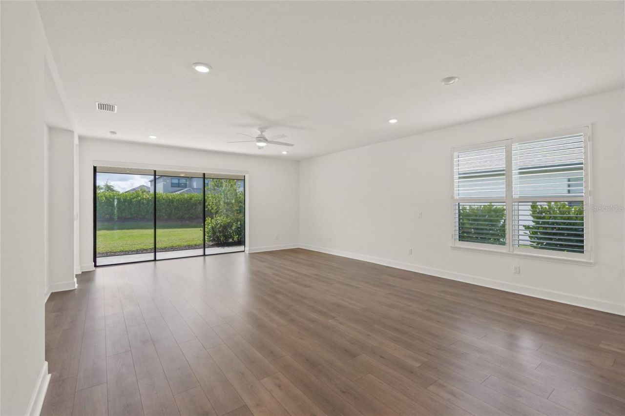 16308 Mount Holly Drive, Bradenton, FL 34211 Photo