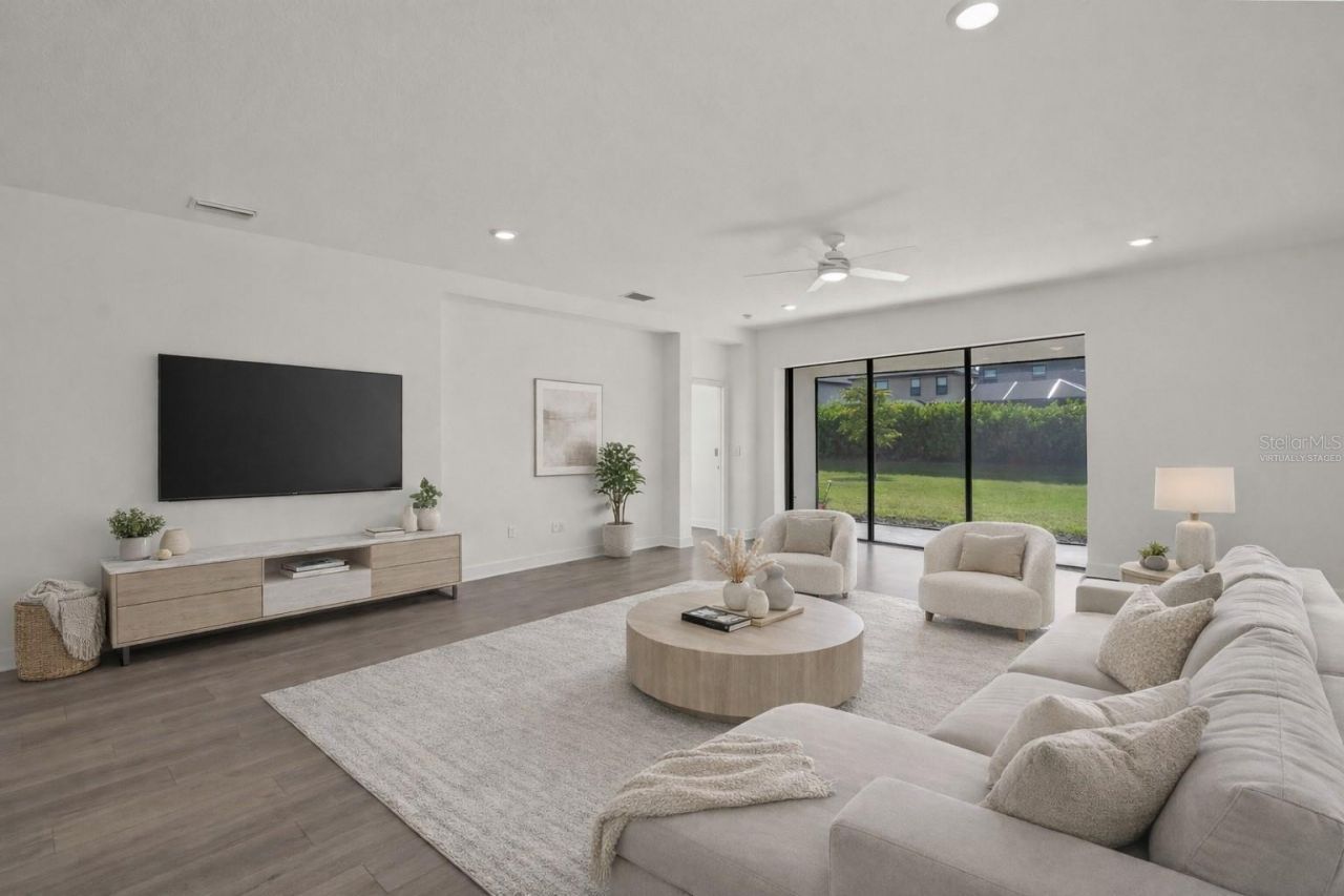 16308 Mount Holly Drive, Bradenton, FL 34211 Photo