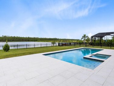 513 MOSAIC BOULEVARD, DAYTONA BEACH, FL 32124