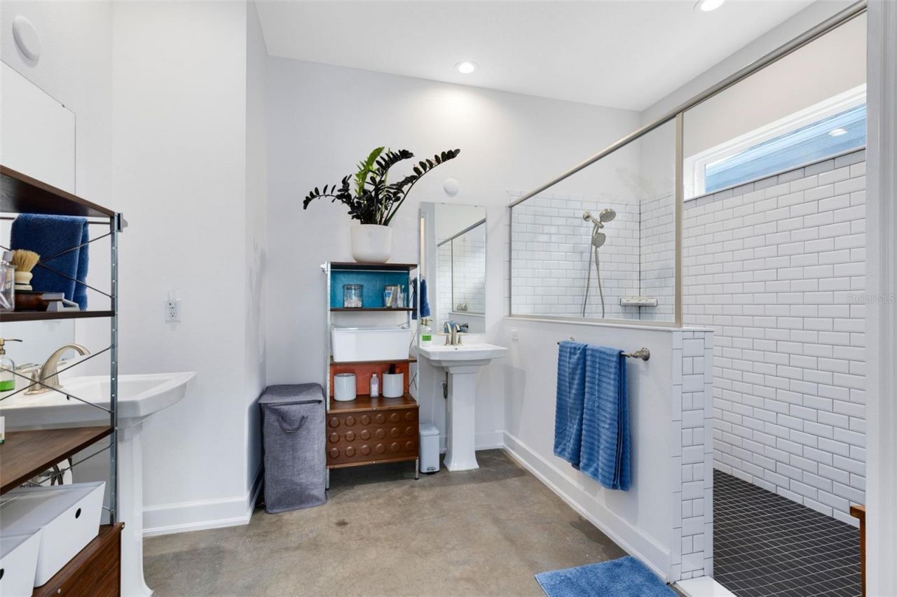 513 Mosaic Boulevard, Daytona Beach, FL 32124 Photo