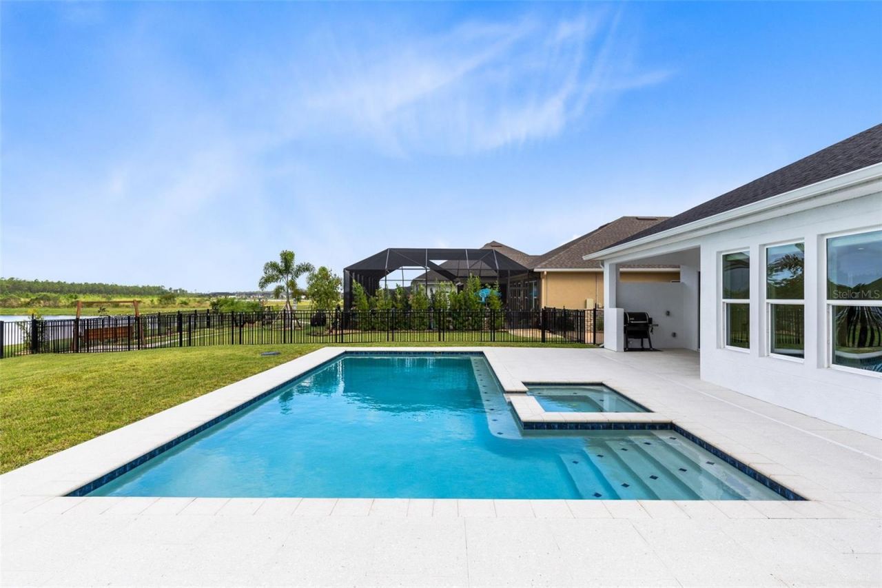 513 Mosaic Boulevard, Daytona Beach, FL 32124 Photo