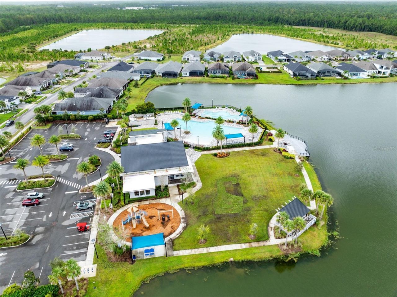 513 Mosaic Boulevard, Daytona Beach, FL 32124 Photo