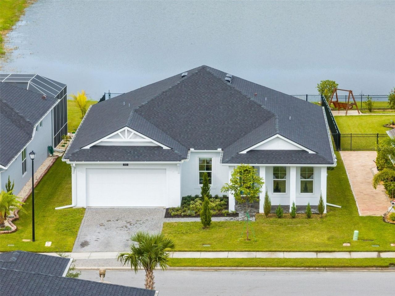 513 Mosaic Boulevard, Daytona Beach, FL 32124 Photo