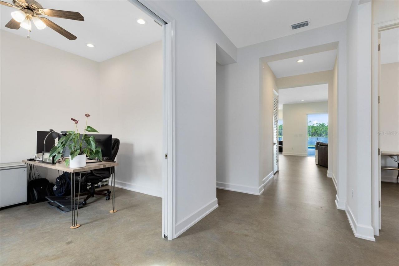 513 Mosaic Boulevard, Daytona Beach, FL 32124 Photo