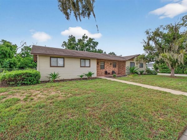 7 E BAY STREET, DAVENPORT, FL 33837