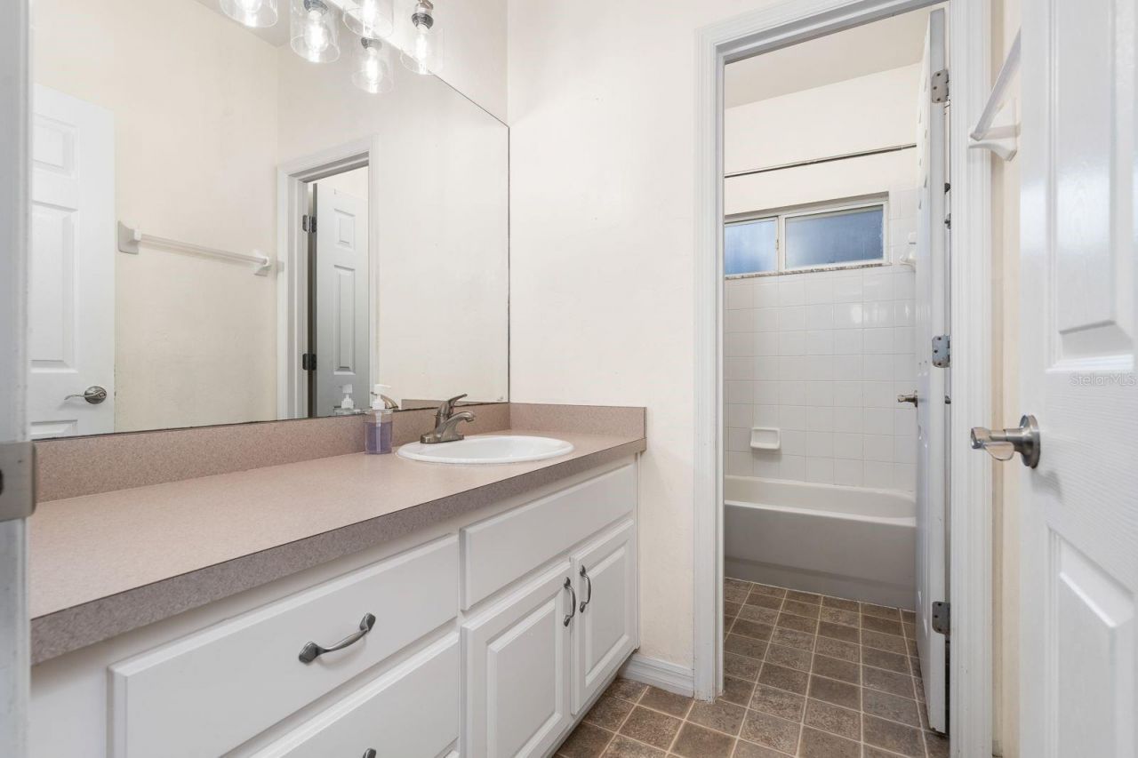 2587 NW 94th Drive, Gainesville, FL 32606 Photo