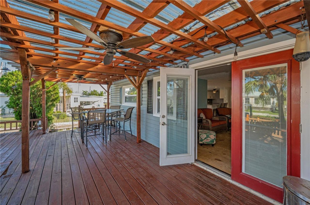 4288 86th Way N, Unit 20, Saint Petersburg, FL 33709 Photo