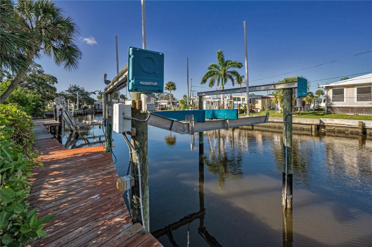 4288 86th Way N, Unit 20, Saint Petersburg, FL 33709 Photo