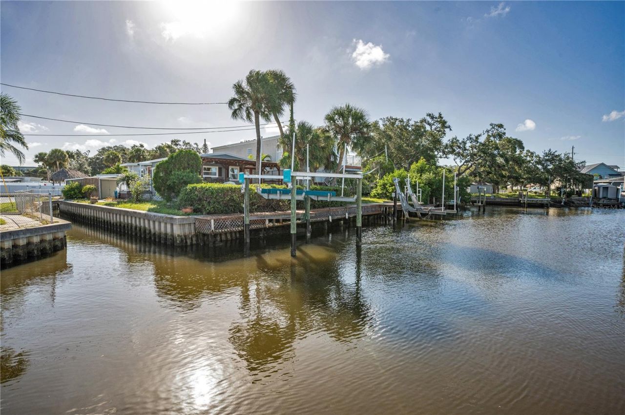 4288 86th Way N, Unit 20, Saint Petersburg, FL 33709 Photo