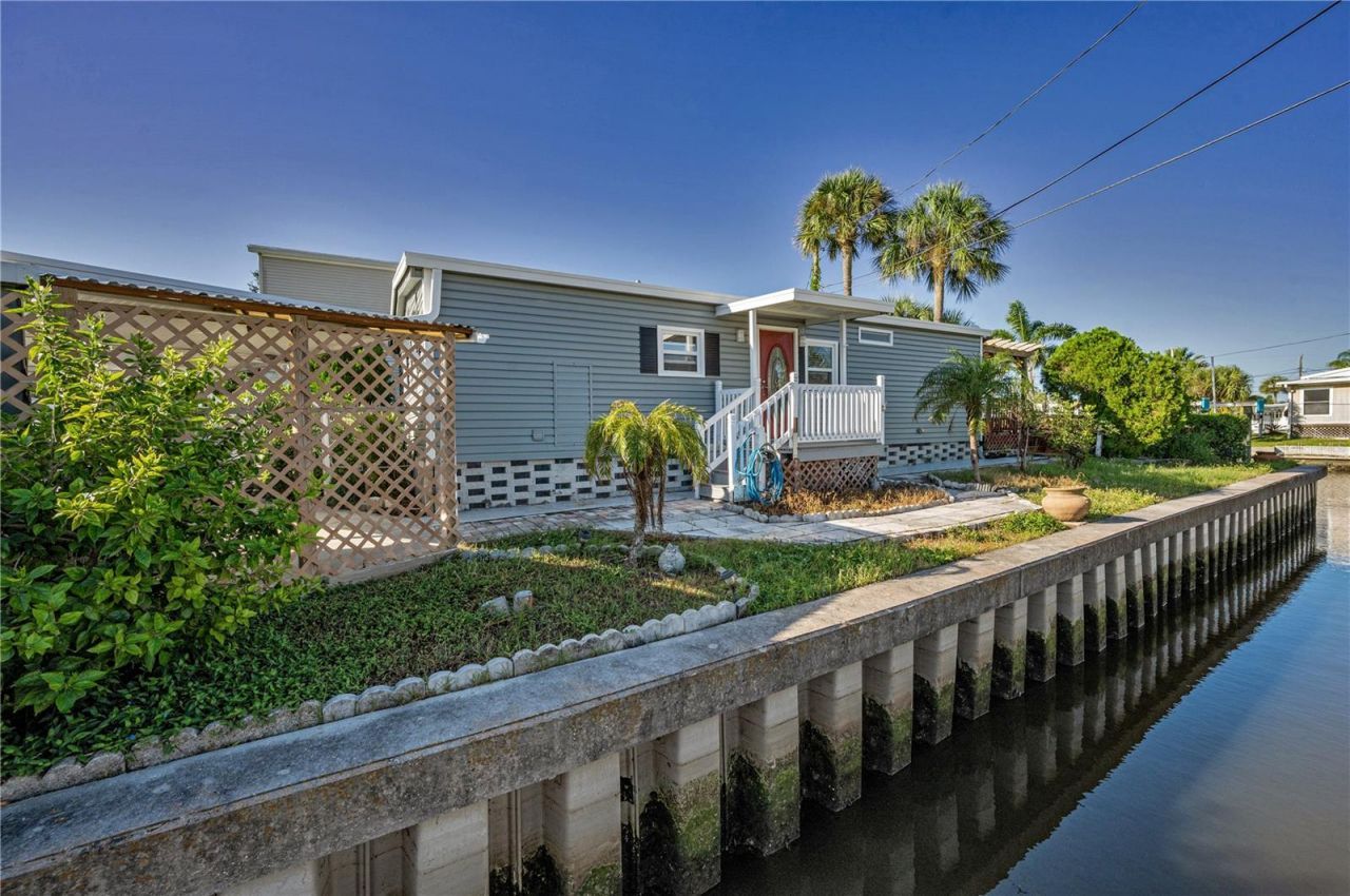 4288 86th Way N, Unit 20, Saint Petersburg, FL 33709 Photo