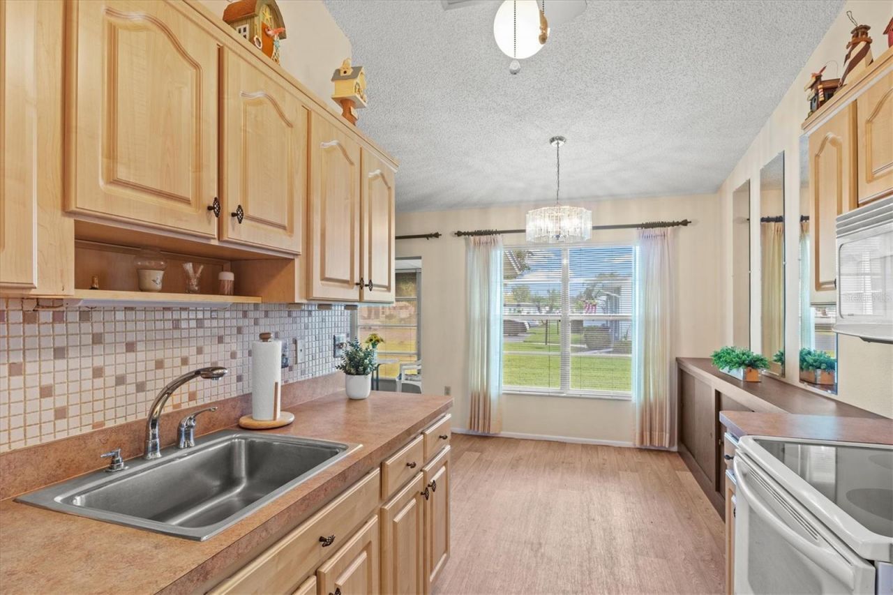 3701 39th Street W, Bradenton, FL 34205 Photo