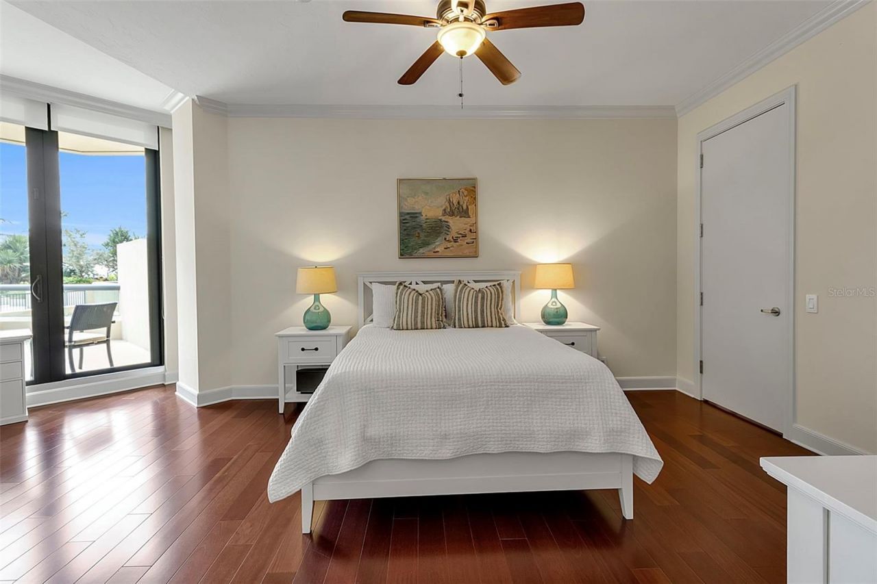 1241 Gulf Of Mexico Drive, Unit 109, Longboat Key, FL 34228 Photo