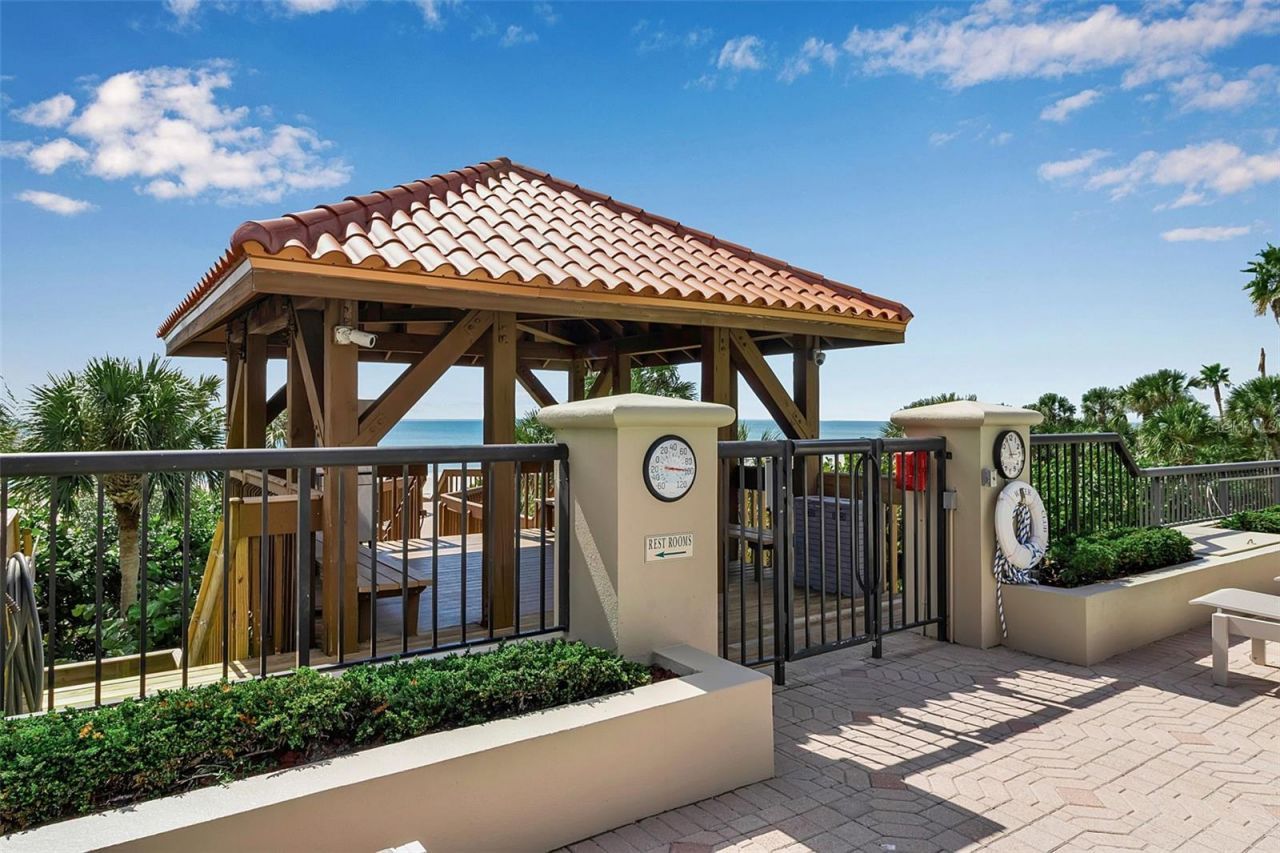 1241 Gulf Of Mexico Drive, Unit 109, Longboat Key, FL 34228 Photo