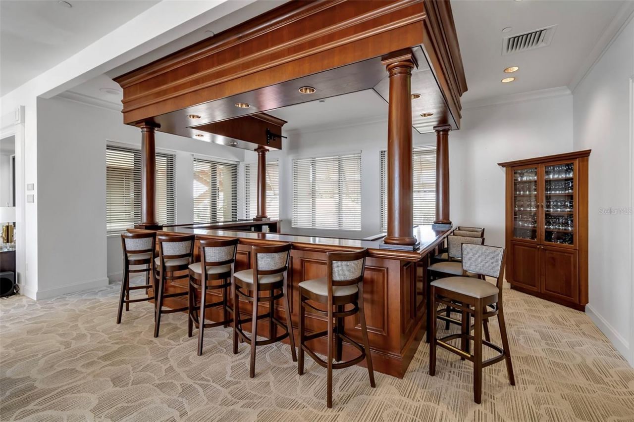 1241 Gulf Of Mexico Drive, Unit 109, Longboat Key, FL 34228 Photo