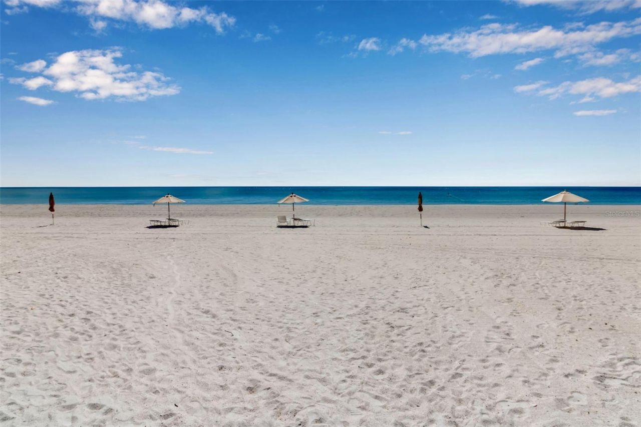 1241 Gulf Of Mexico Drive, Unit 109, Longboat Key, FL 34228 Photo