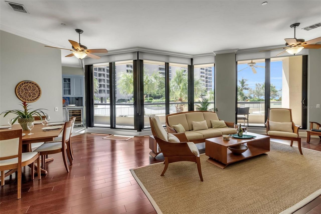 1241 Gulf Of Mexico Drive, Unit 109, Longboat Key, FL 34228 Photo