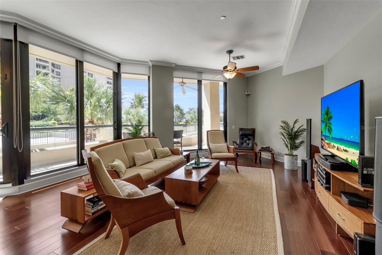 1241 Gulf Of Mexico Drive, Unit 109, Longboat Key, FL 34228 Photo