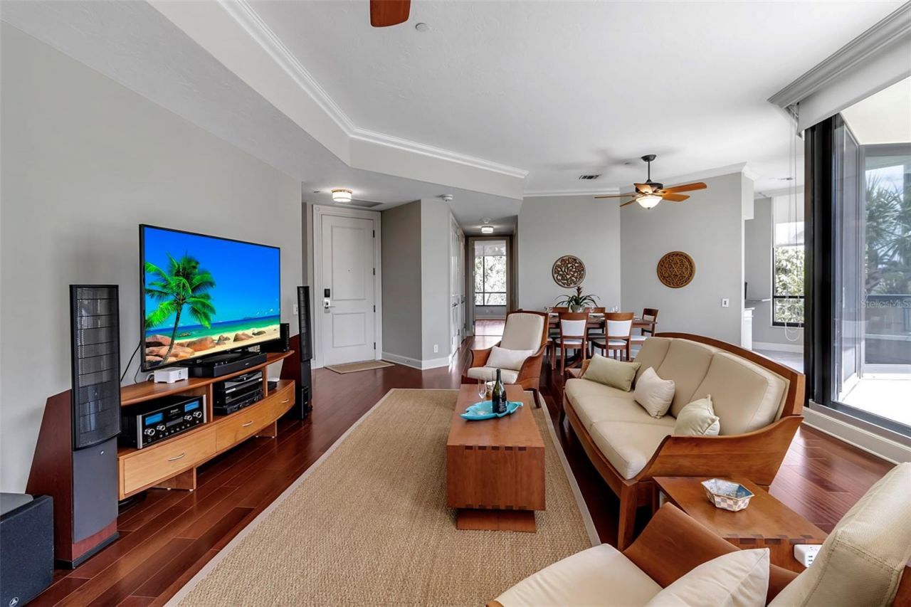 1241 Gulf Of Mexico Drive, Unit 109, Longboat Key, FL 34228 Photo