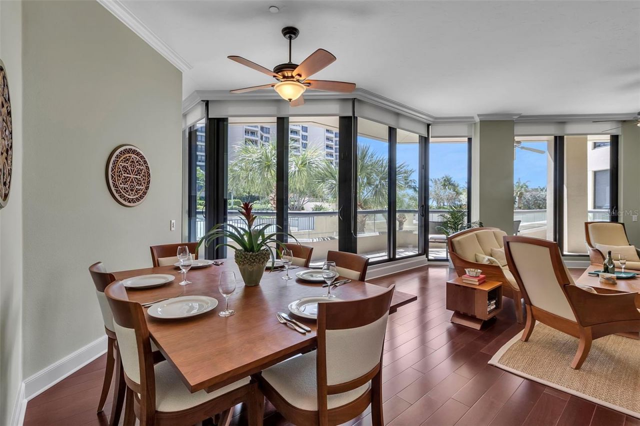 1241 Gulf Of Mexico Drive, Unit 109, Longboat Key, FL 34228 Photo